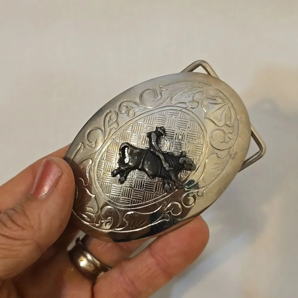 VINTAGE | large silver bull rider‎ cowboy buckle.